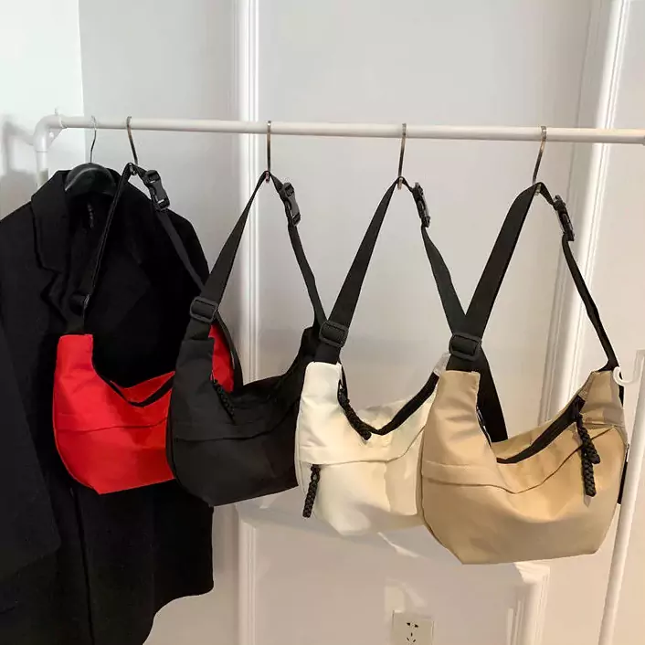 Sac à bandoulière léger en nylon pour étudiant